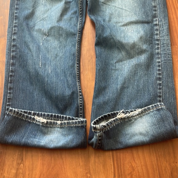 Distressed flypaper jeans - Picture 4 of 6